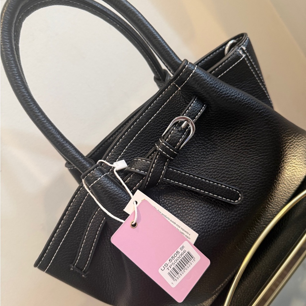 Elegant Black Handbag